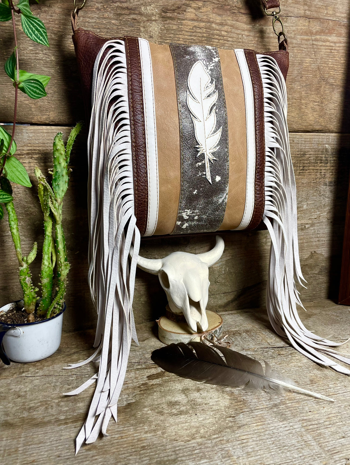 Western Feel Crossbody Deluxe