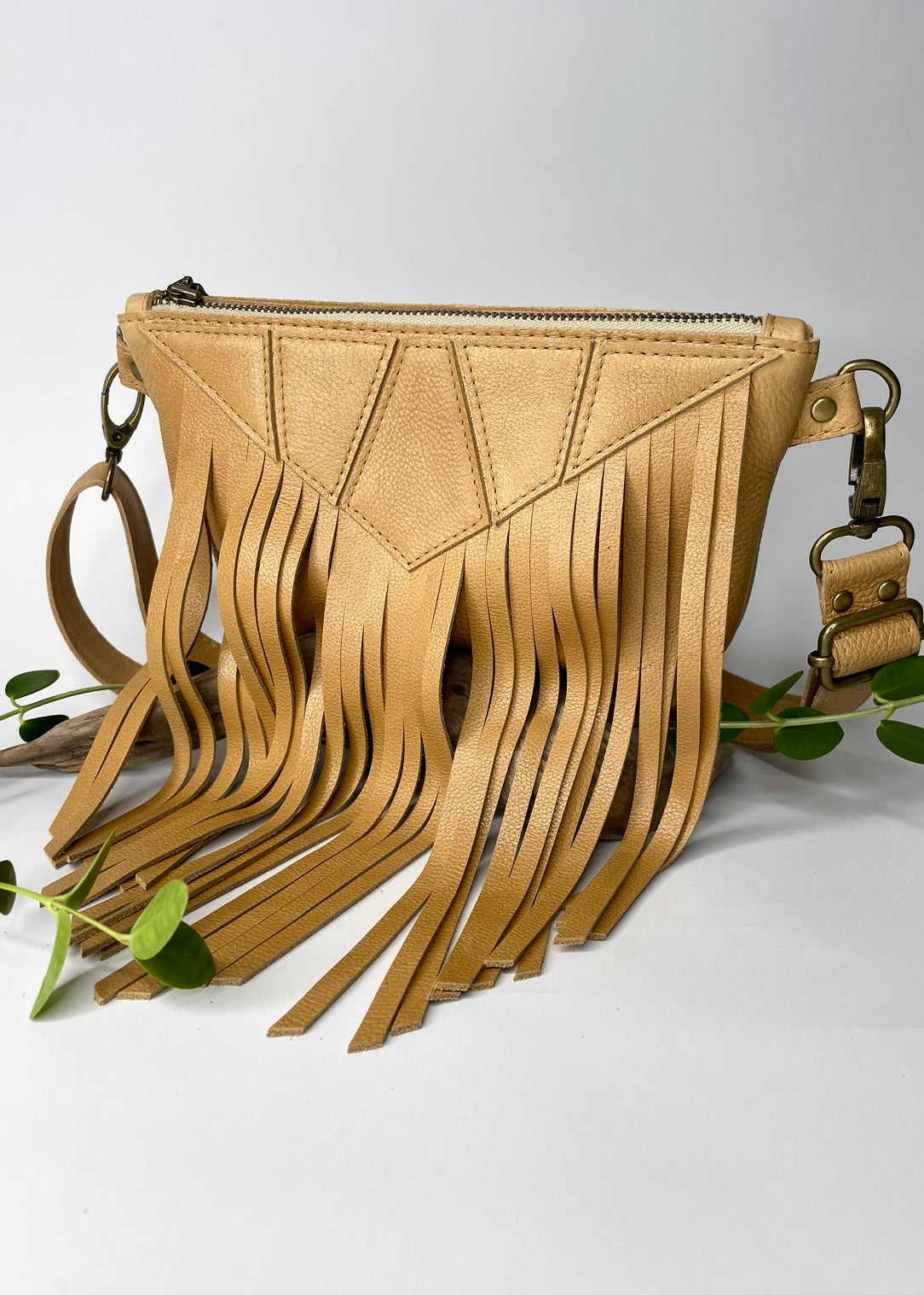 Fringe Deluxe Fanny Pack in Deerskin