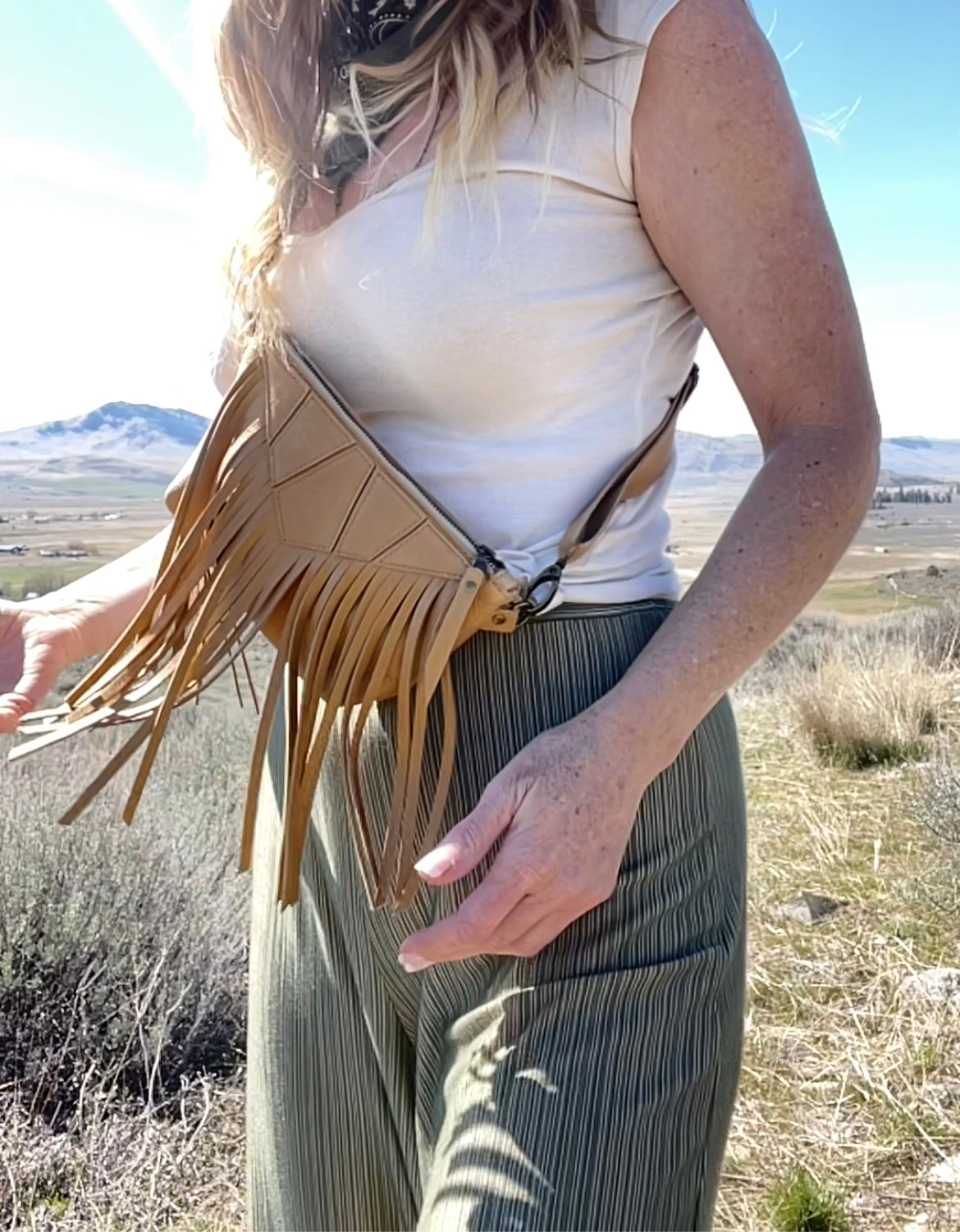 Fringe Deluxe Fanny Pack in Deerskin