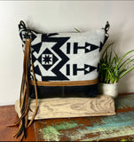amitabha deluxe ~ leather bag
